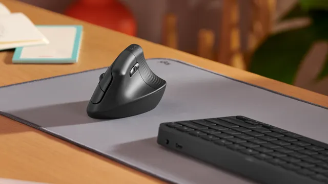 Logitech Lift mus Højre hånd RF trådløs + Bluetooth Optisk 4000 dpi