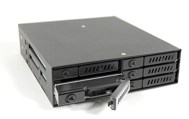 Chieftec HDD bay 6x 2,5 (fylder 1x5,25 )