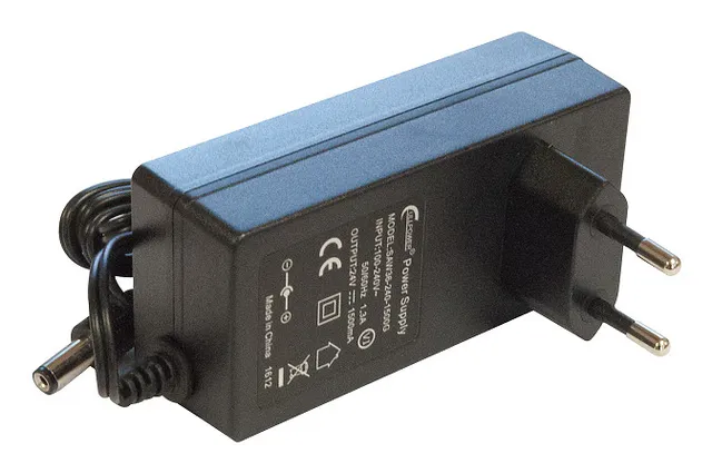 MikroTik RB4011iGS+RM - Router - 10 GigE
