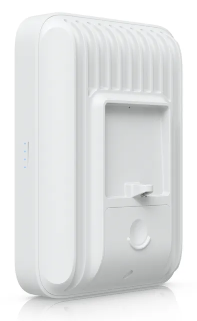 Ubiquiti UniFi 5G Max Outdoor